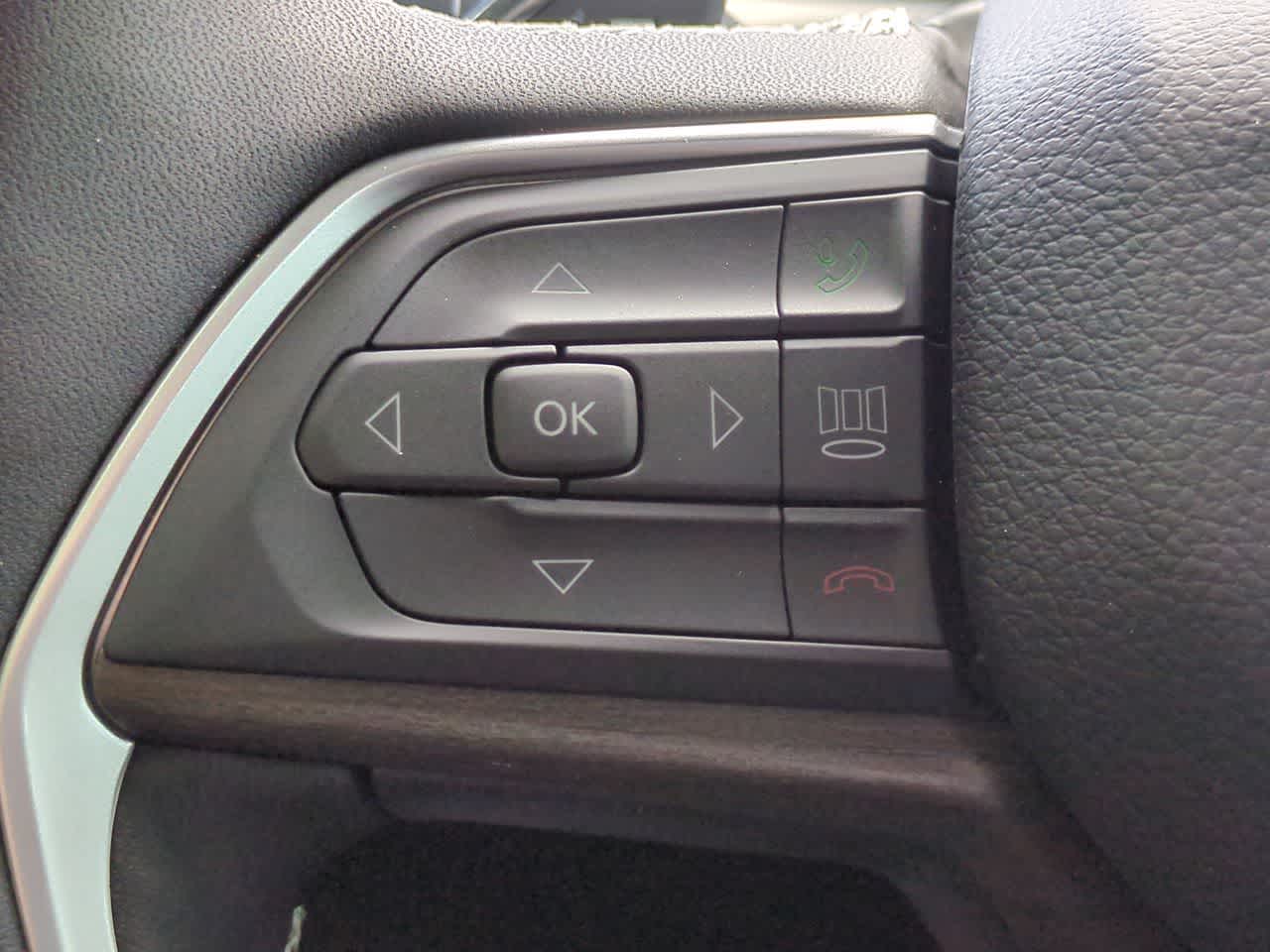 Thumbnail: 2026 Jeep Grand Cherokee - 25