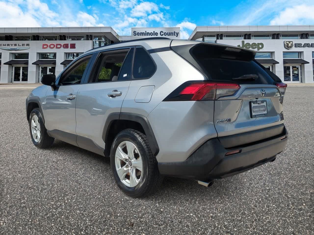 Thumbnail: 2019 Toyota RAV4 - 6