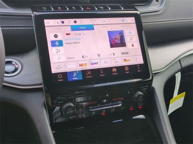 Thumbnail: 2025 Jeep Grand Cherokee - 28