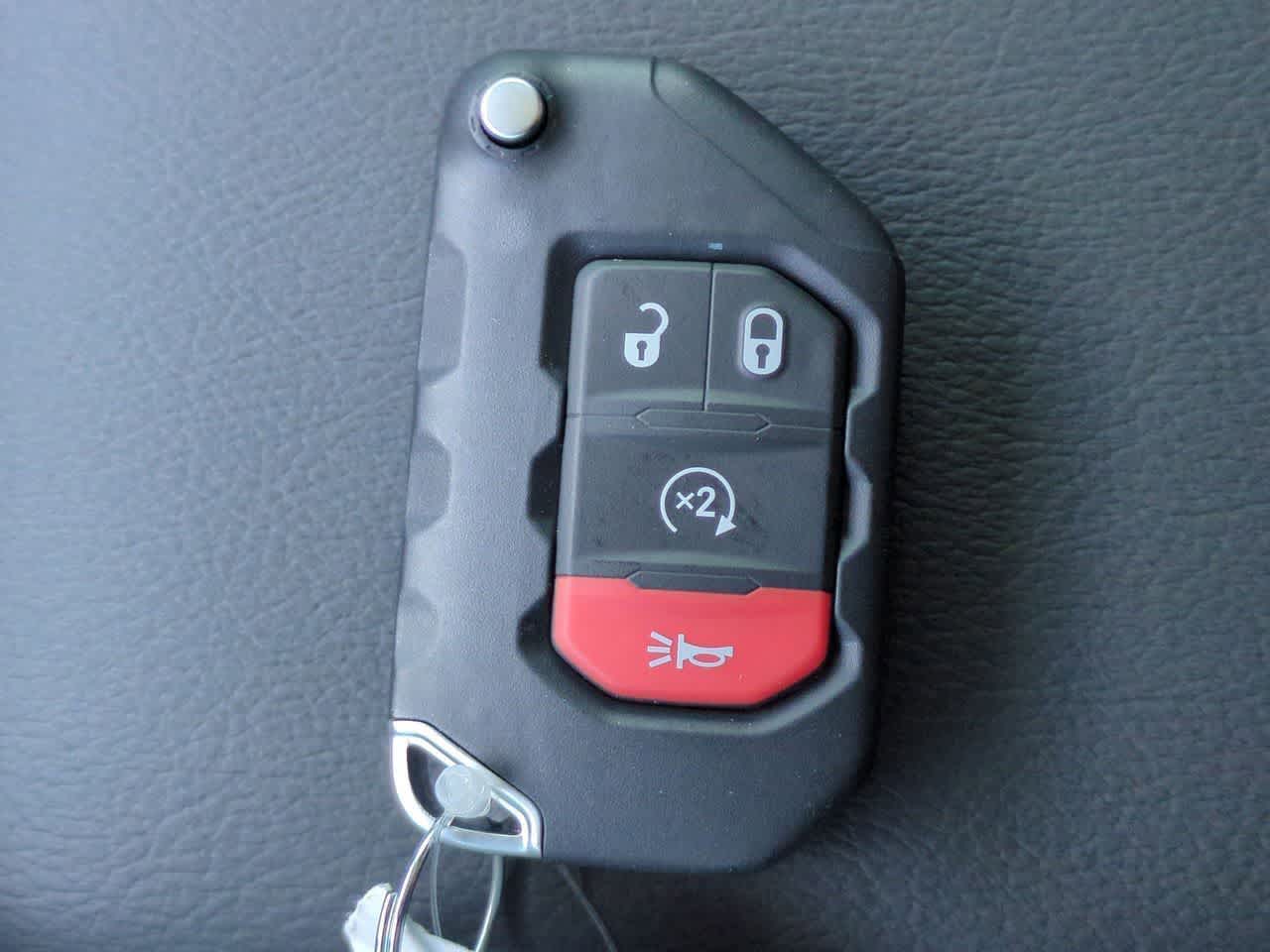 Thumbnail: 2026 Jeep Gladiator - 36