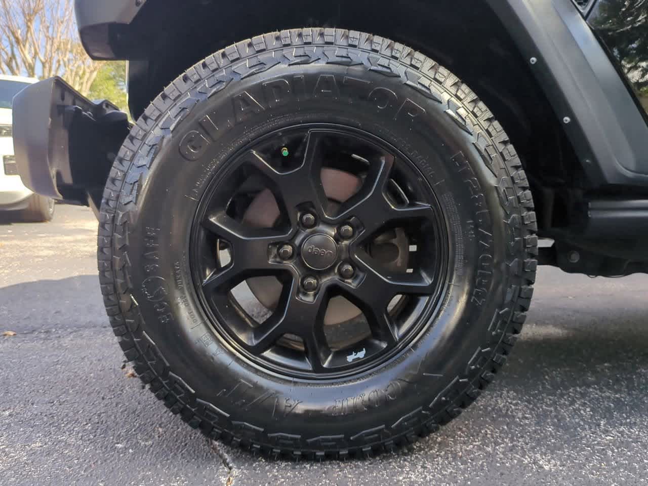 Thumbnail: 2021 Jeep Wrangler - 14