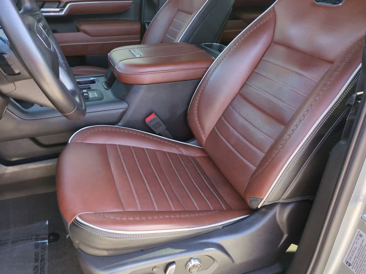 Thumbnail: 2025 GMC Sierra 2500 - 17