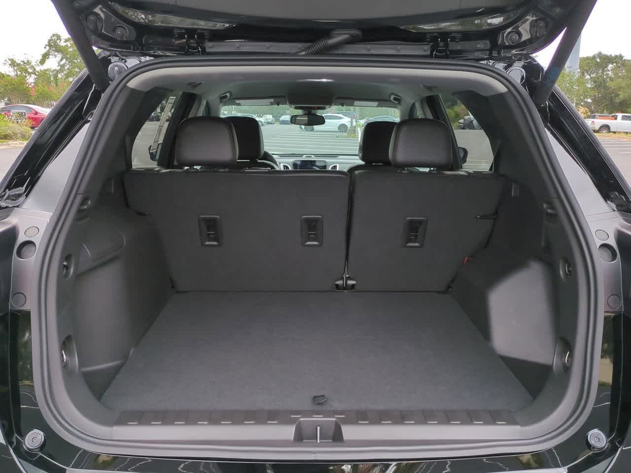 Thumbnail: 2024 Chevrolet Equinox - 34
