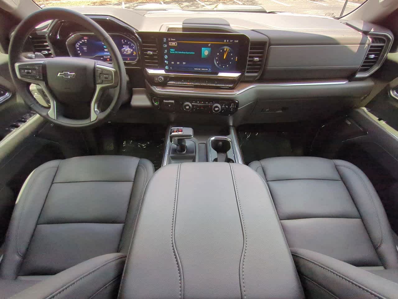 2025 Chevrolet Silverado 1500  16