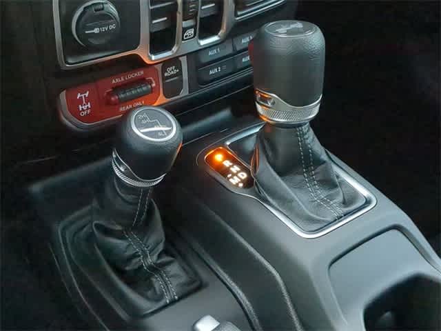 Thumbnail: 2025 Jeep Wrangler - 29