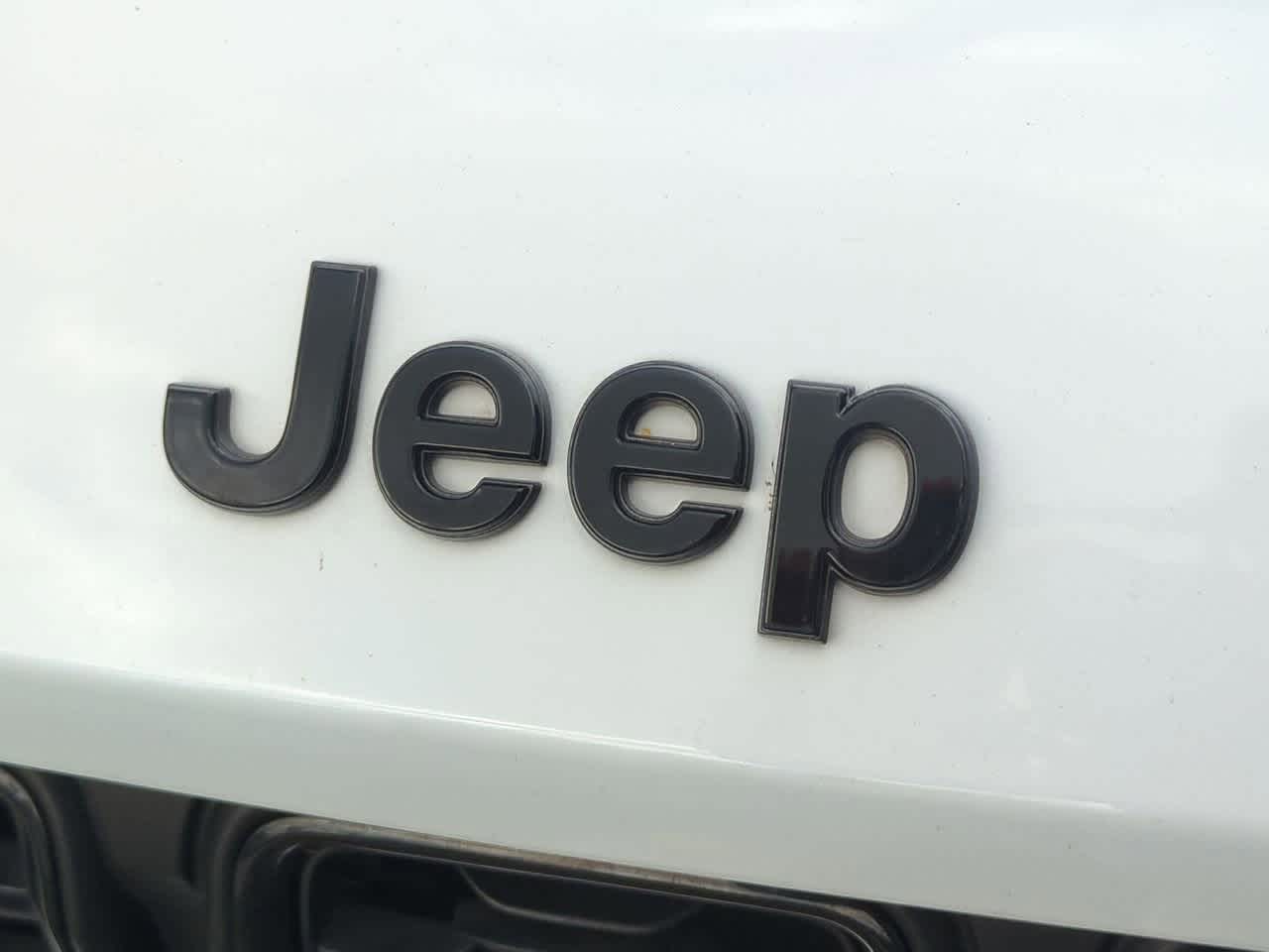 Thumbnail: 2024 Jeep Grand Cherokee L - 12