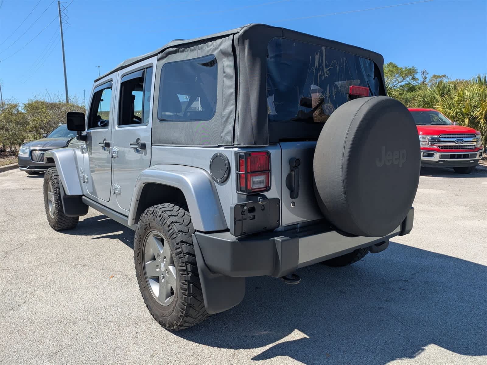 Thumbnail: 2013 Jeep Wrangler - 6