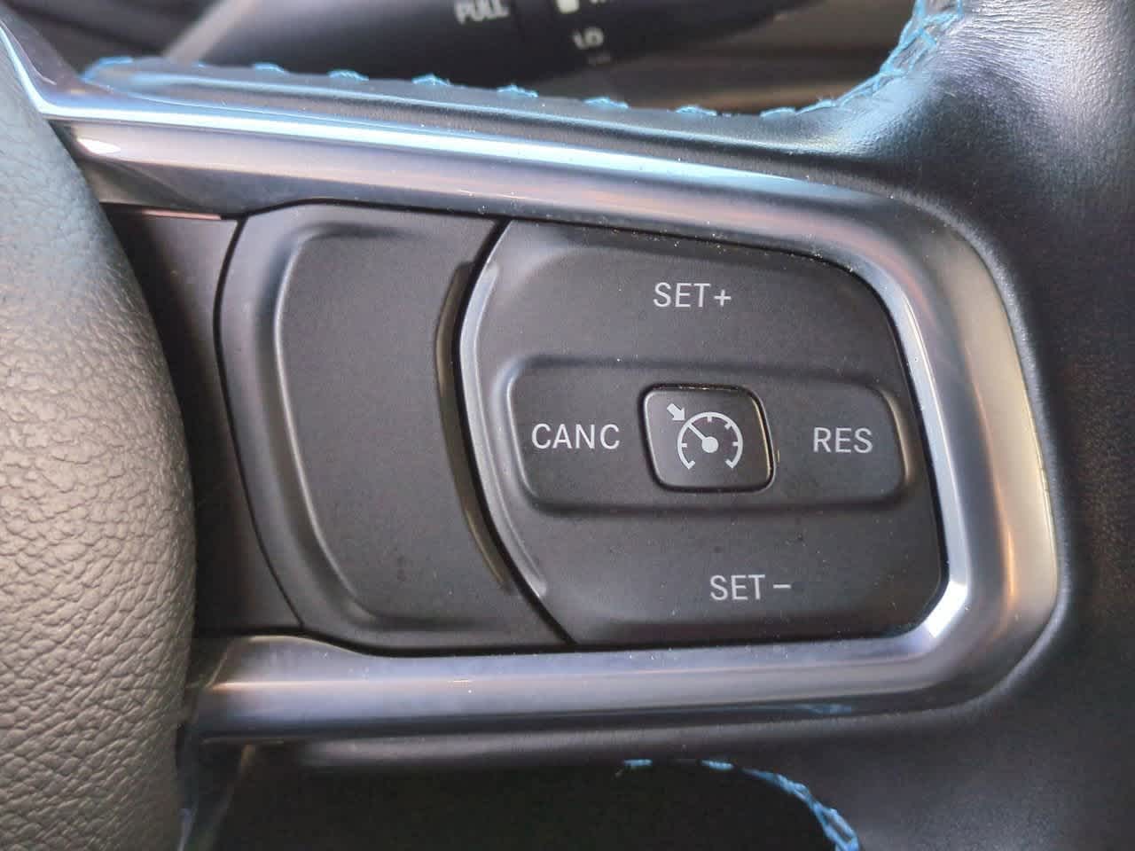 Thumbnail: 2022 Jeep Wrangler - 25