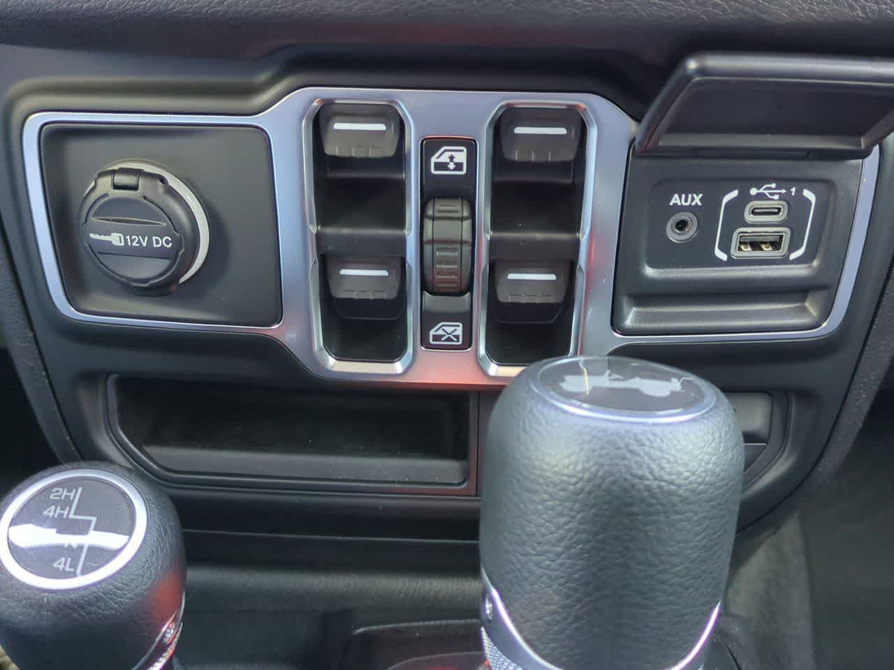 Thumbnail: 2026 Jeep Wrangler - 31