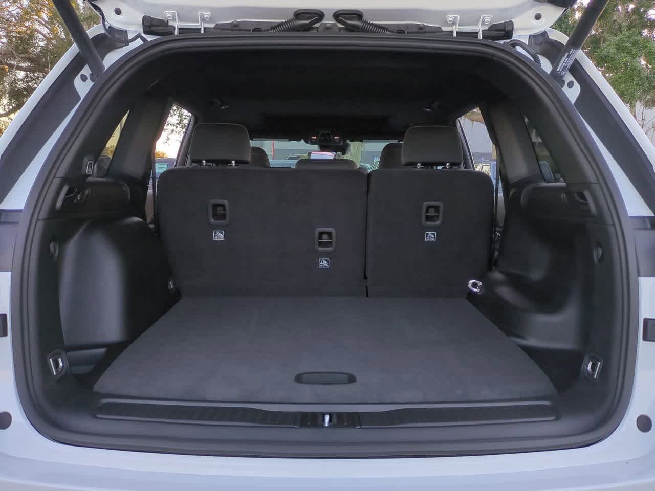 Thumbnail: 2025 Jeep Grand Cherokee - 35