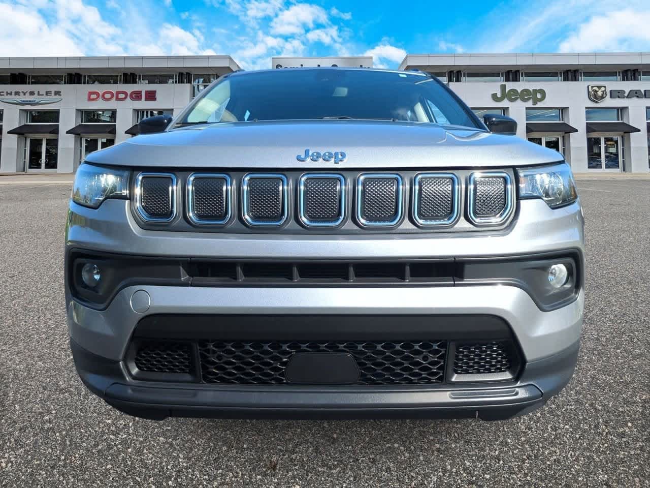 Thumbnail: 2022 Jeep Compass - 3