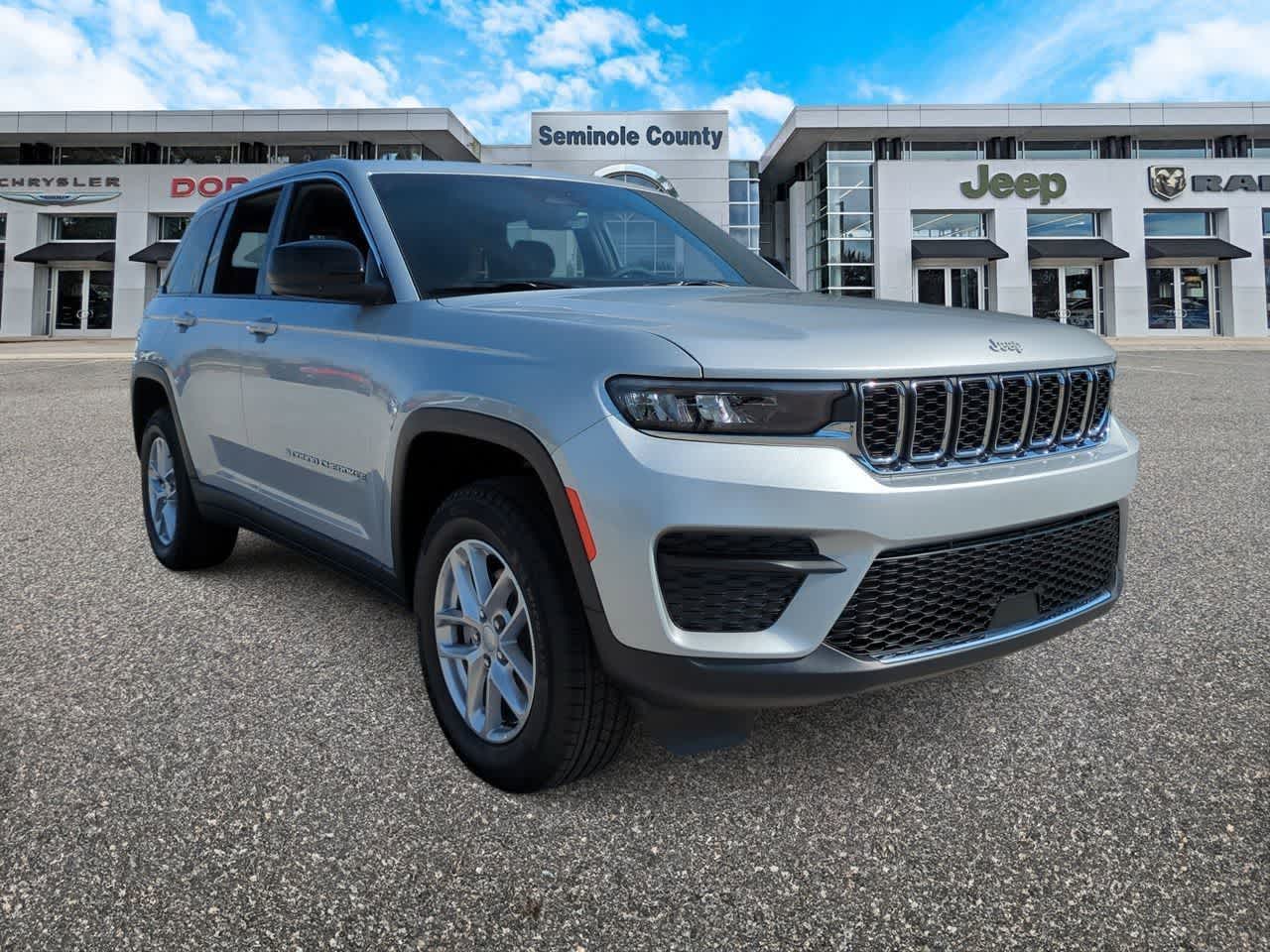 Thumbnail: 2025 Jeep Grand Cherokee - 2