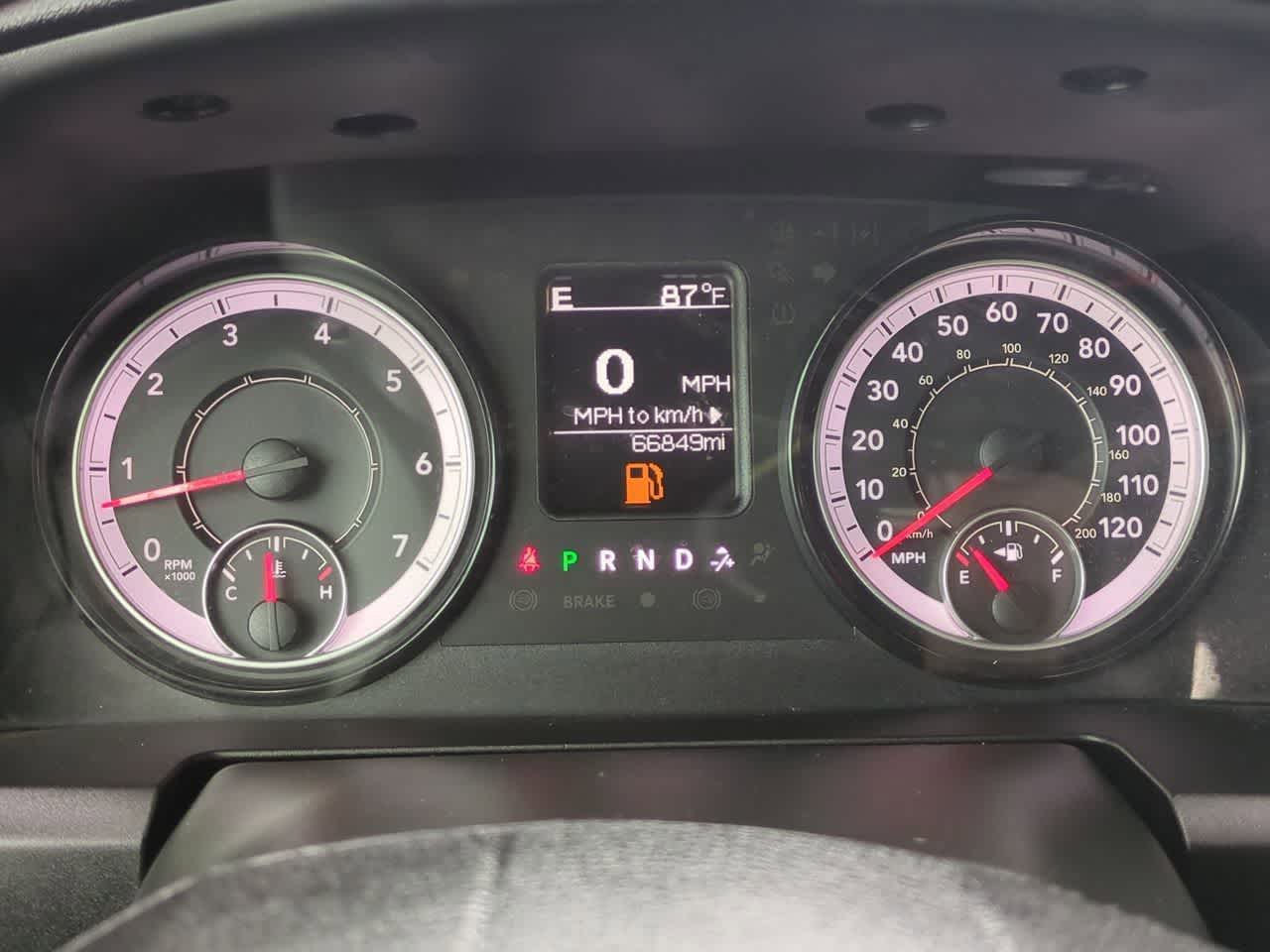 Thumbnail: 2022 RAM 1500 Classic - 32