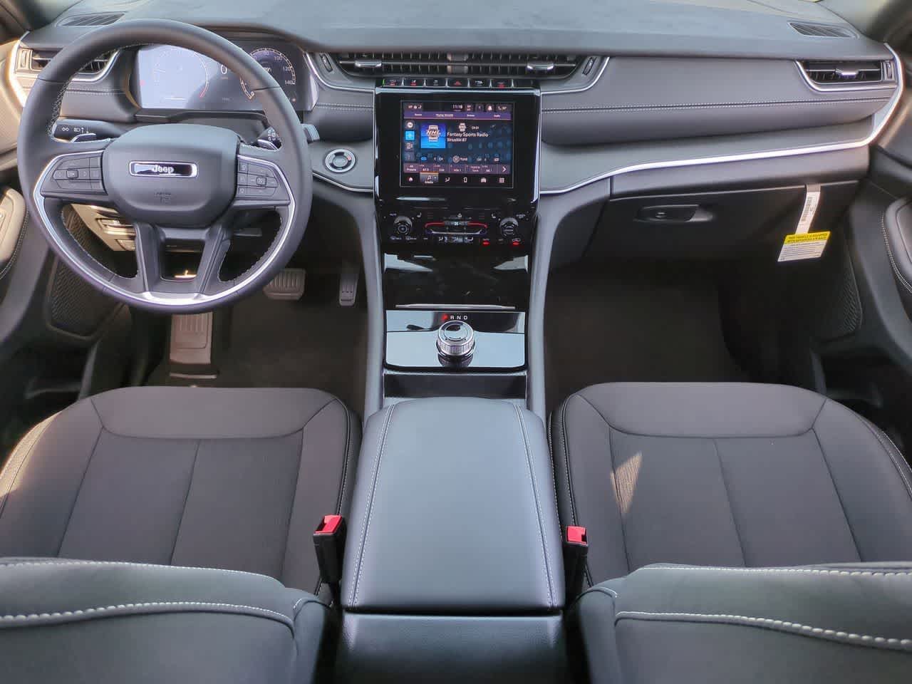 Thumbnail: 2025 Jeep Grand Cherokee - 16