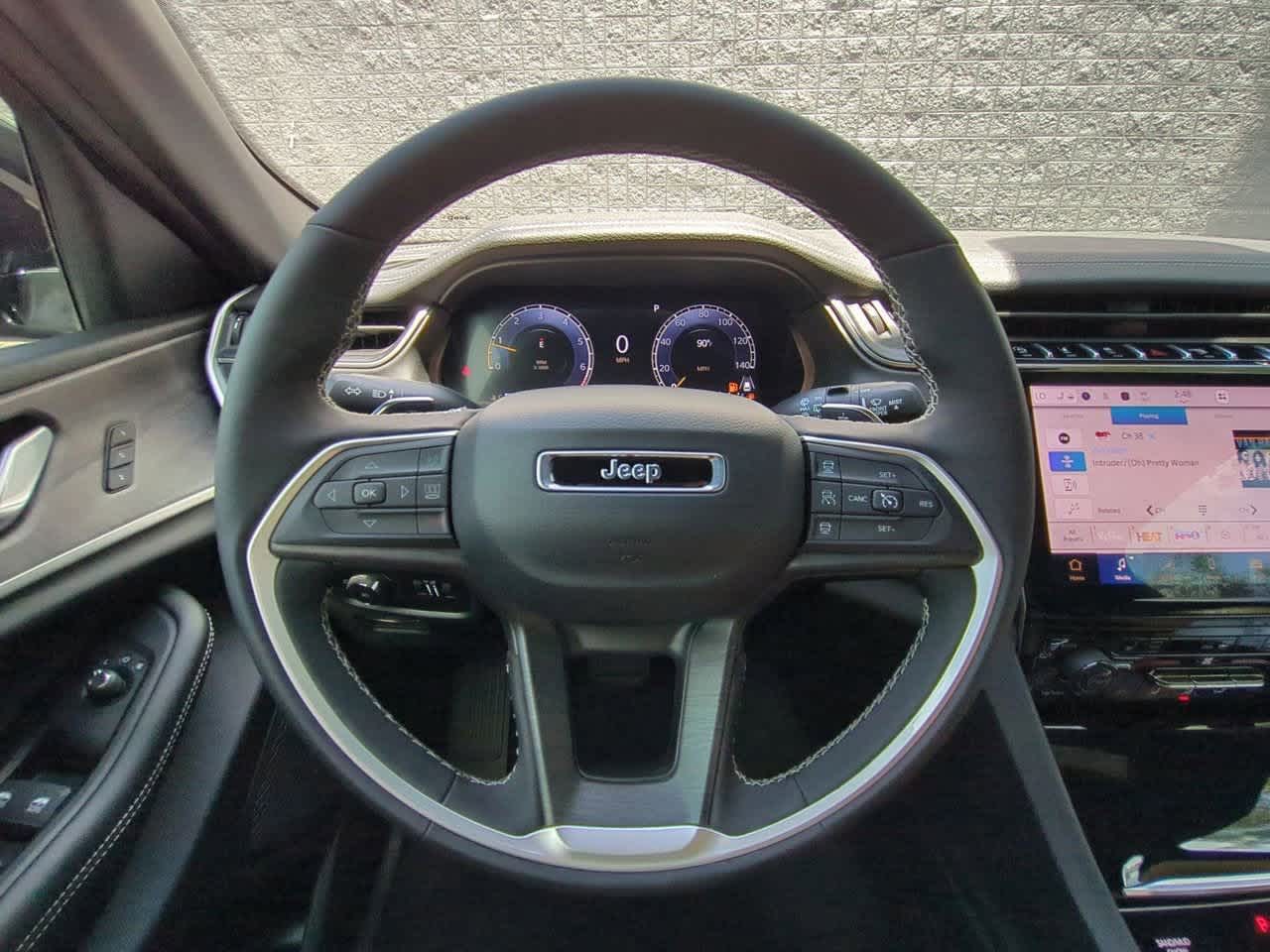 Thumbnail: 2025 Jeep Grand Cherokee - 25