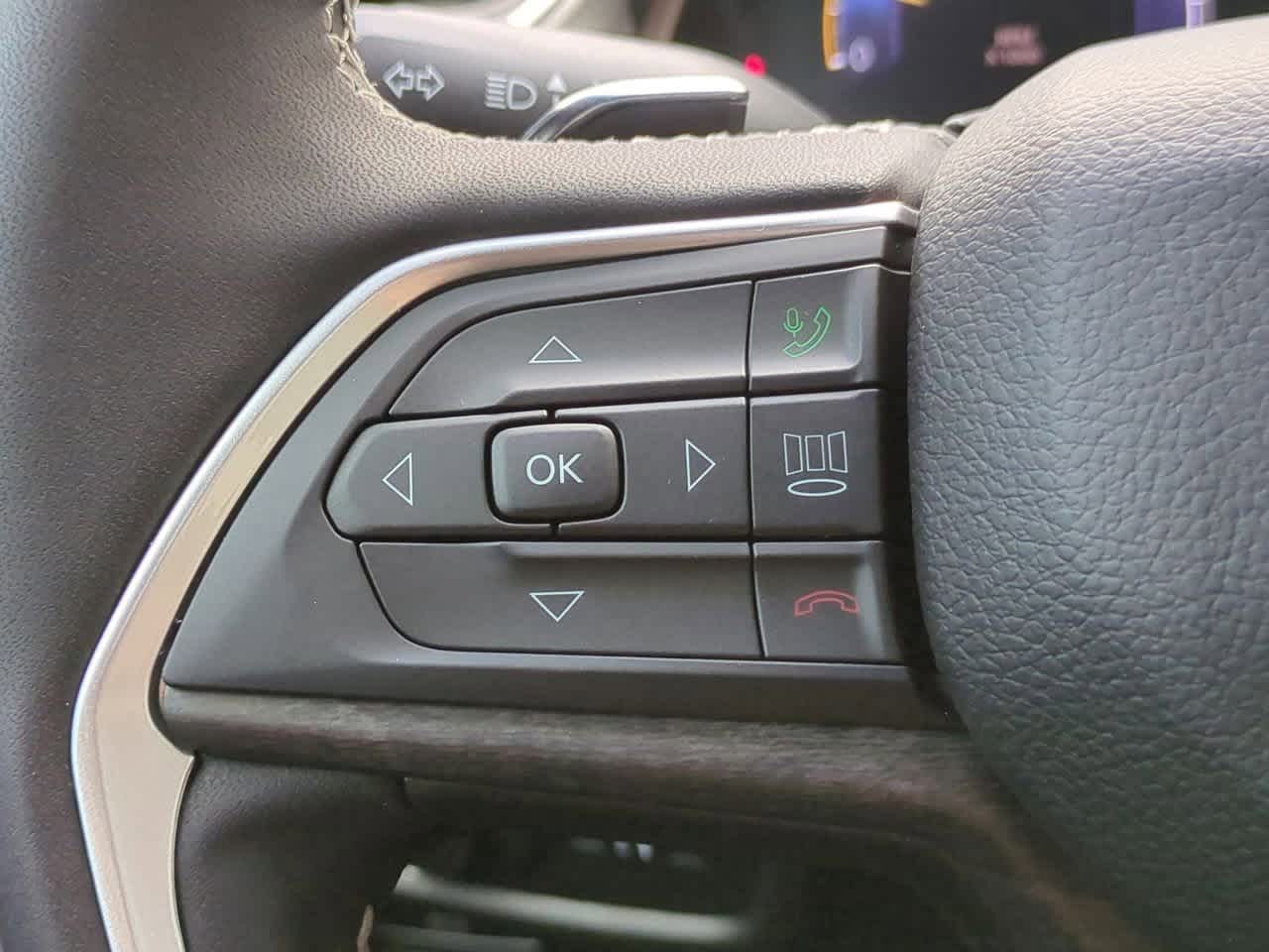 Thumbnail: 2025 Jeep Grand Cherokee - 24