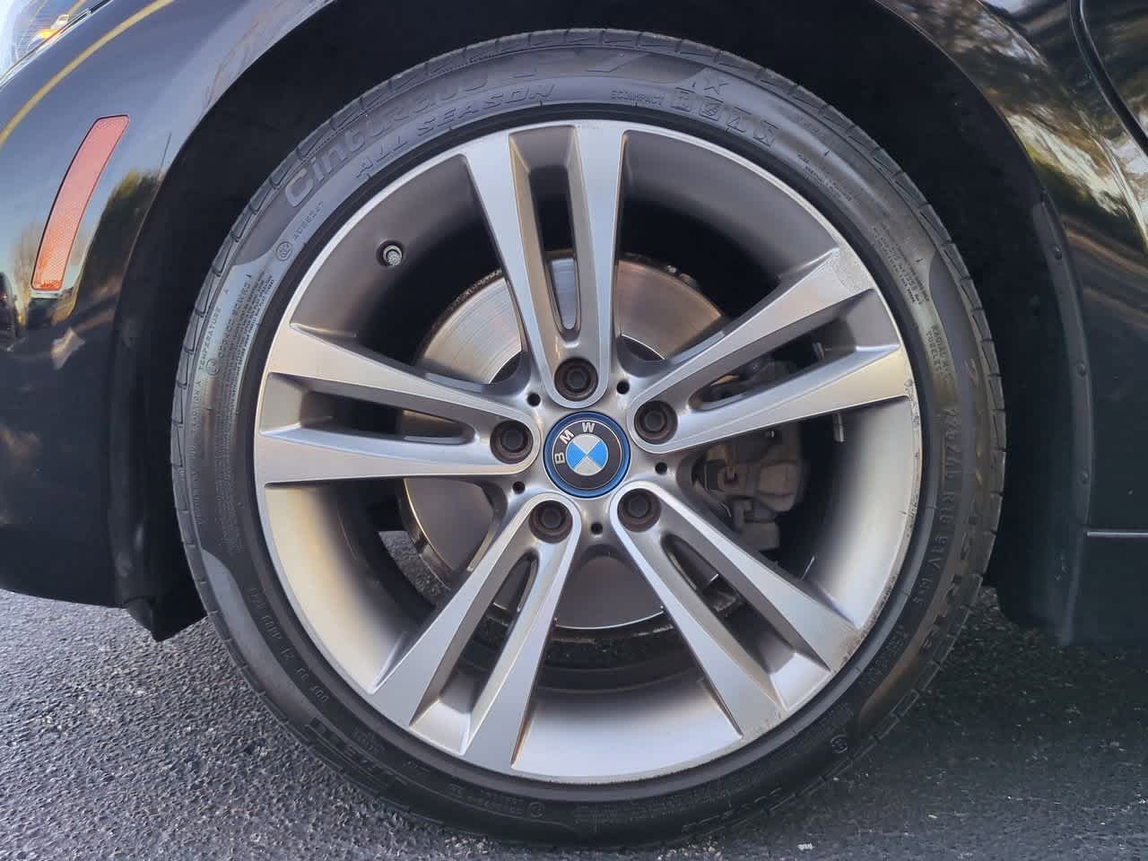 Thumbnail: 2018 BMW 3 Series - 14