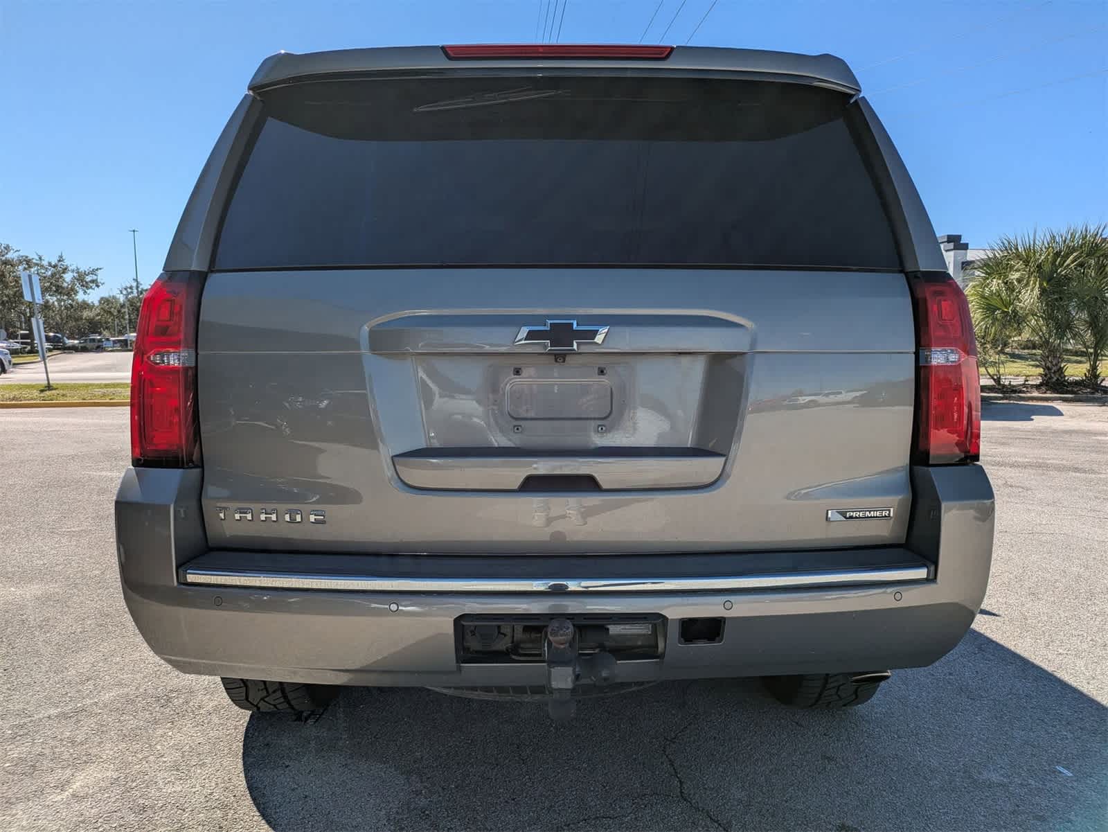 Thumbnail: 2017 Chevrolet Tahoe - 5