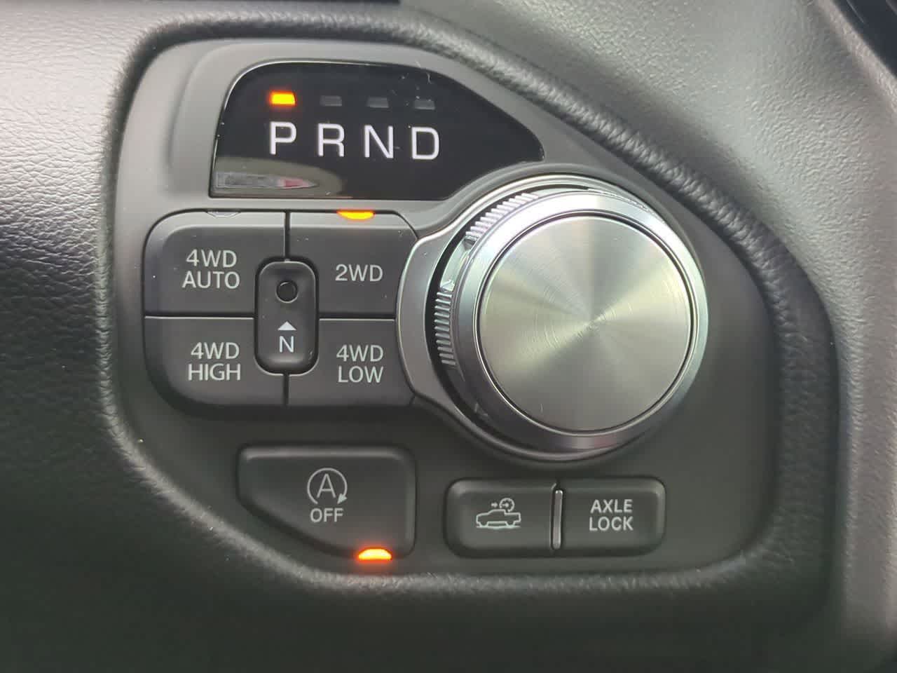 Thumbnail: 2026 RAM 1500 - 32