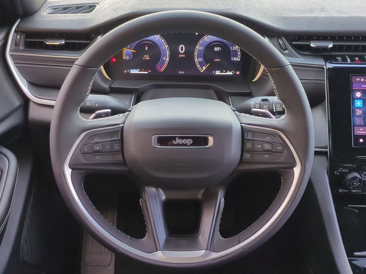 Thumbnail: 2025 Jeep Grand Cherokee L - 24