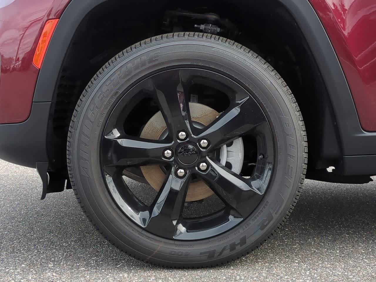 Thumbnail: 2025 Jeep Grand Cherokee - 14