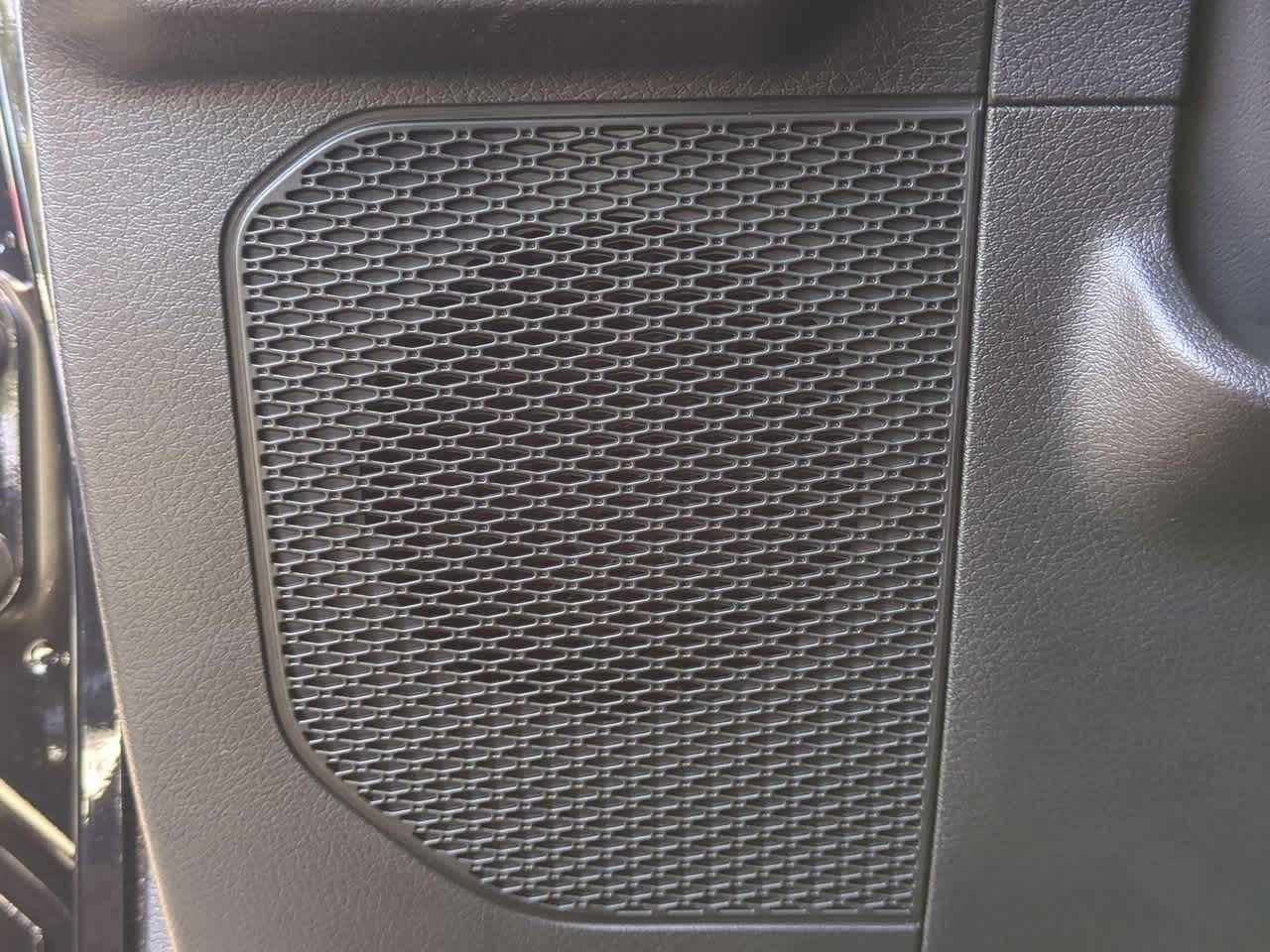 Thumbnail: 2026 Jeep Gladiator - 31