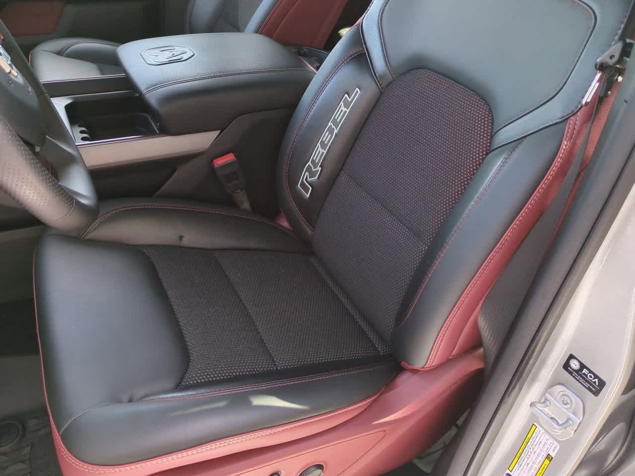 Thumbnail: 2025 RAM 1500 - 17