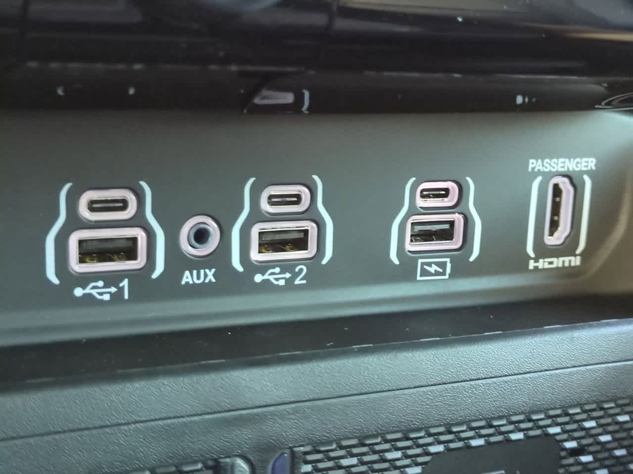 Thumbnail: 2026 RAM 1500 - 32