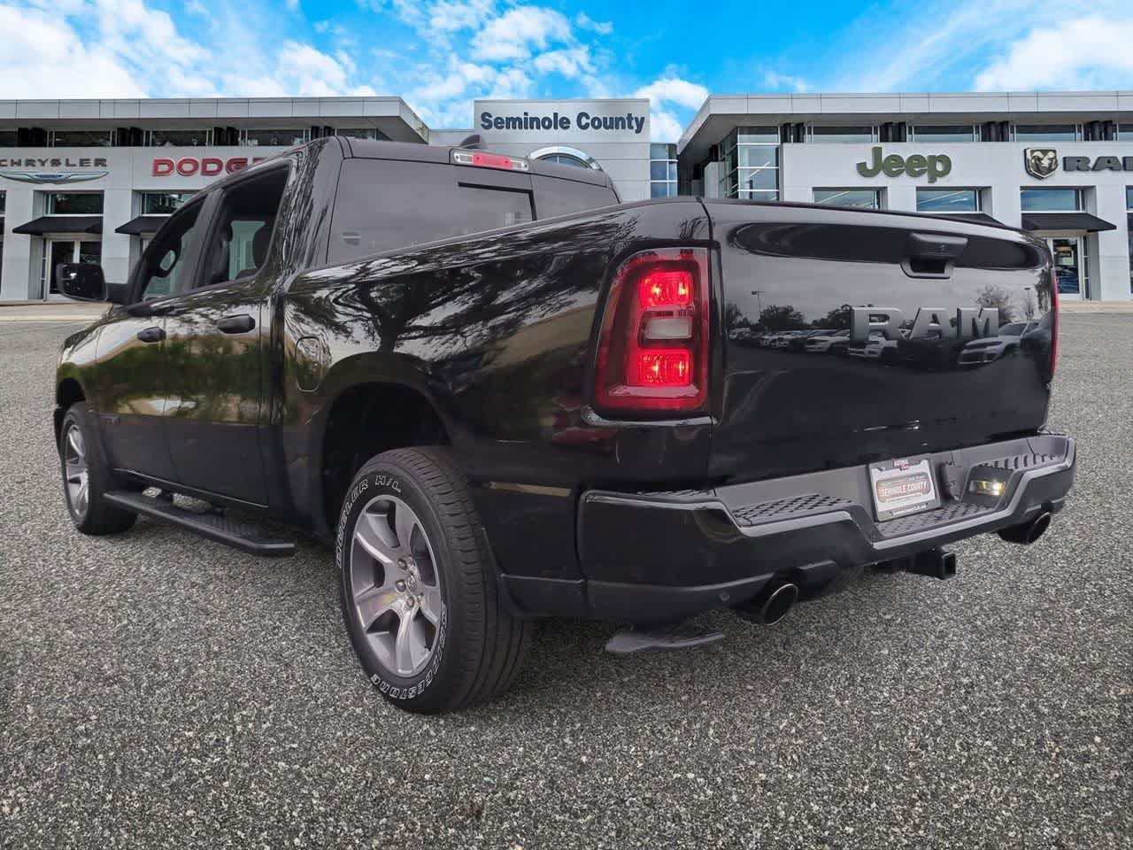 Thumbnail: 2026 RAM 1500 - 6