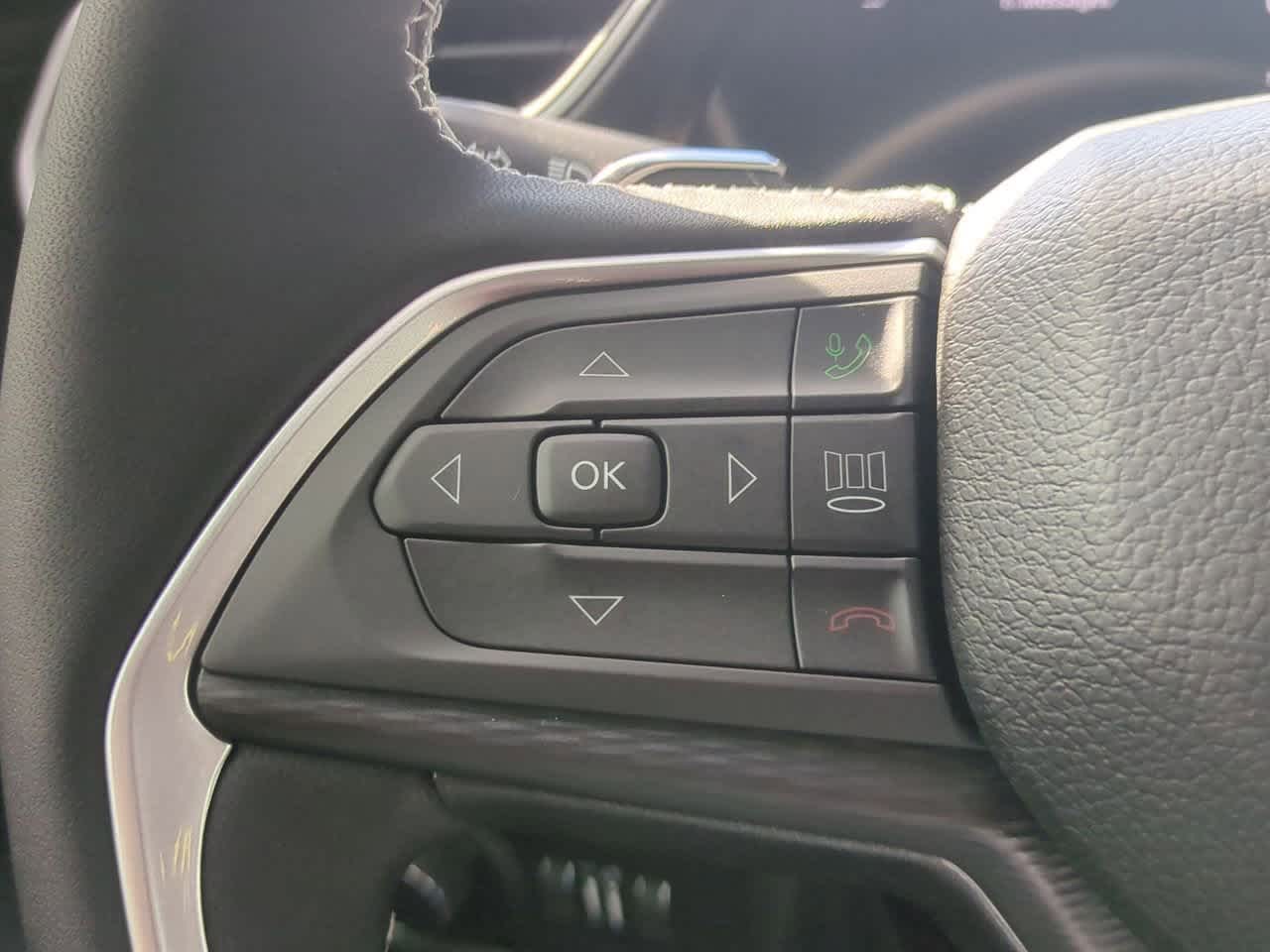 Thumbnail: 2025 Jeep Grand Cherokee - 24