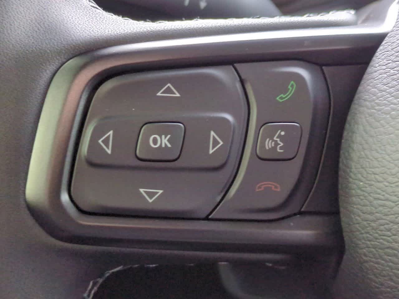 Thumbnail: 2026 Jeep Gladiator - 24