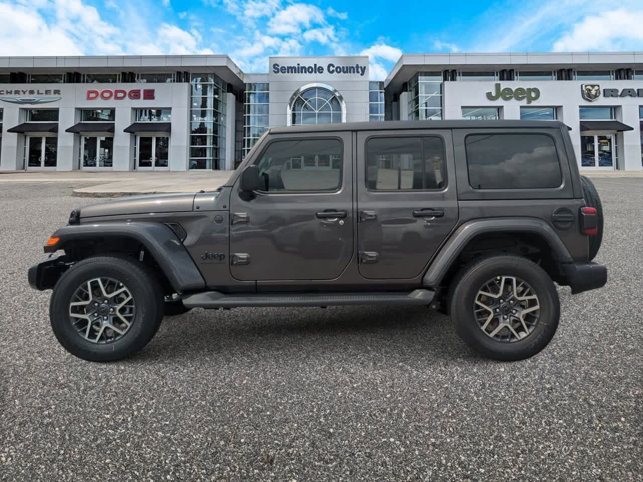 Thumbnail: 2025 Jeep Wrangler - 5