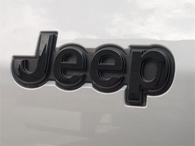 2025 Jeep Grand Cherokee L Limited Edition 12