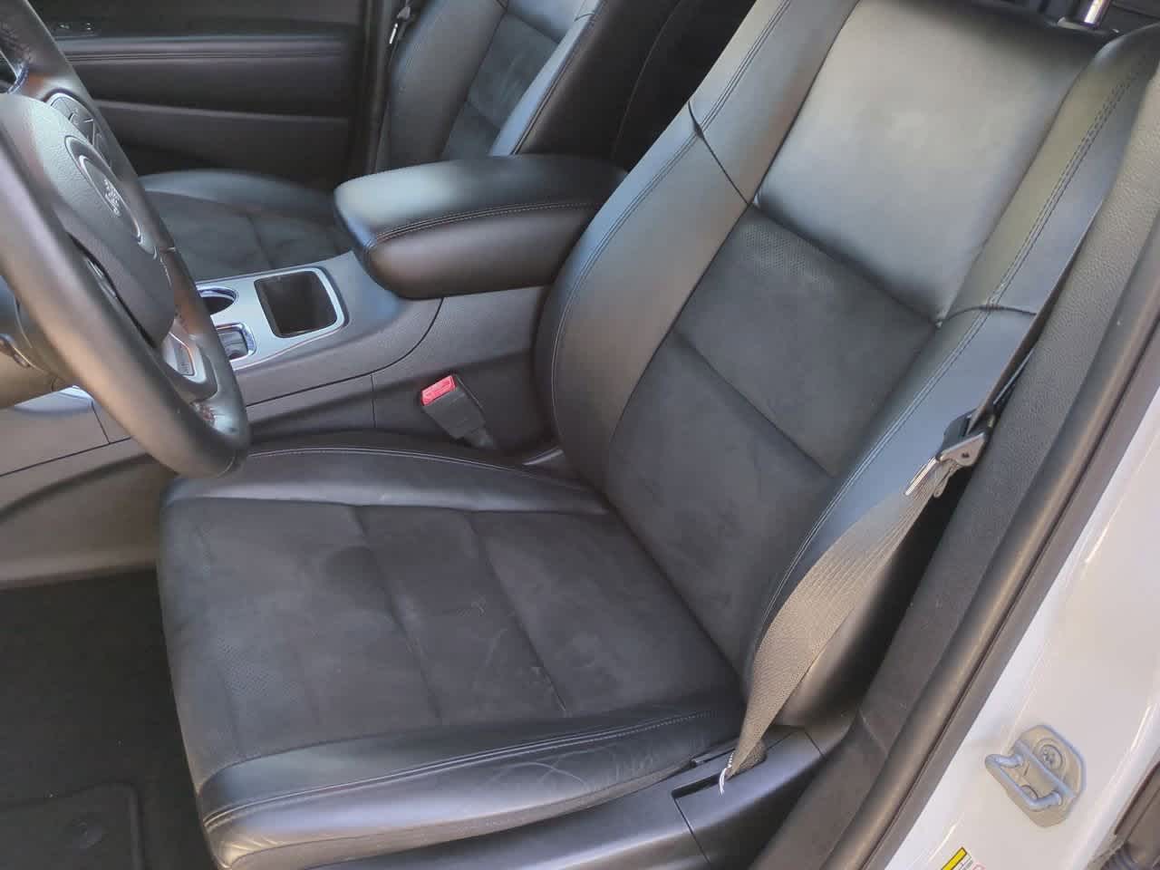 Thumbnail: 2020 Jeep Grand Cherokee - 17