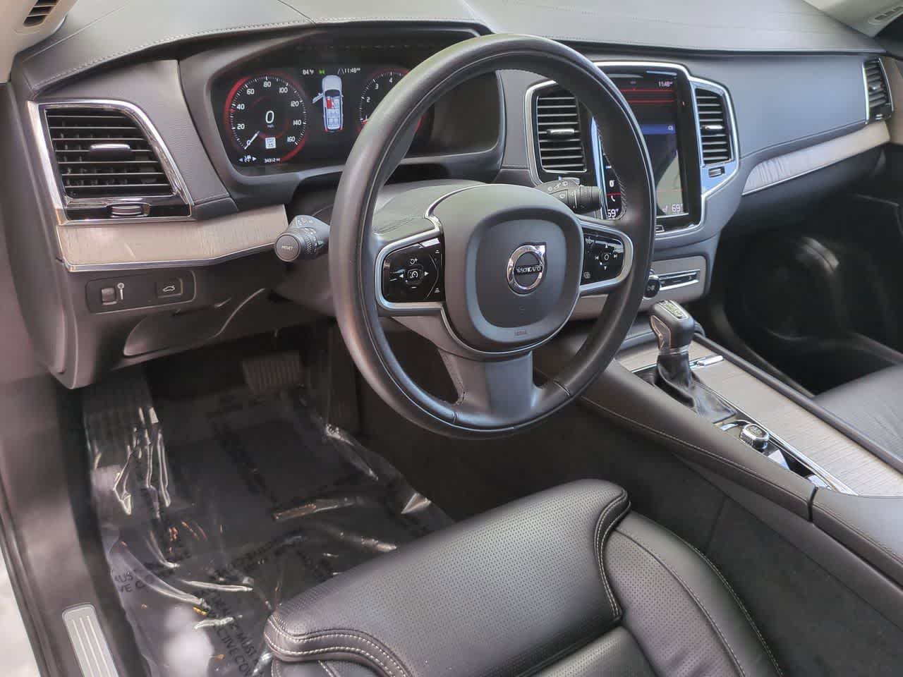 Thumbnail: 2022 Volvo XC90 - 10