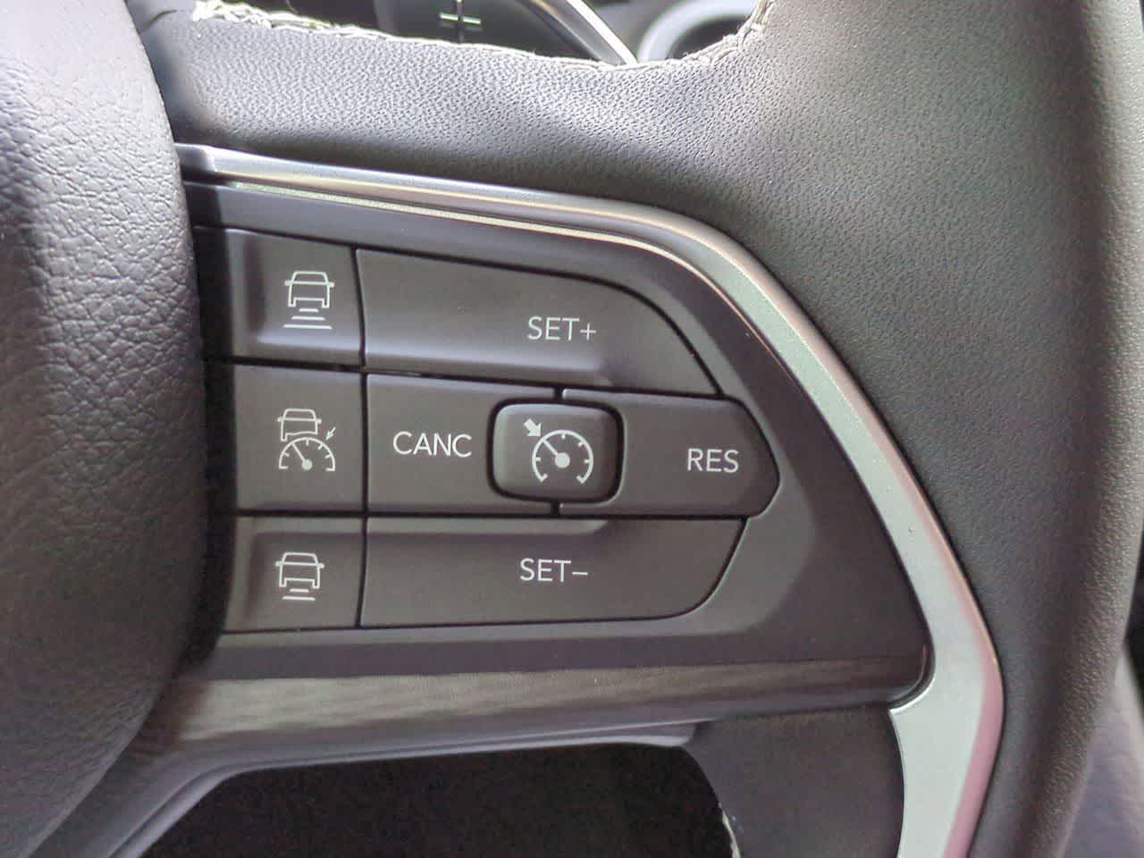 Thumbnail: 2025 Jeep Grand Cherokee - 26