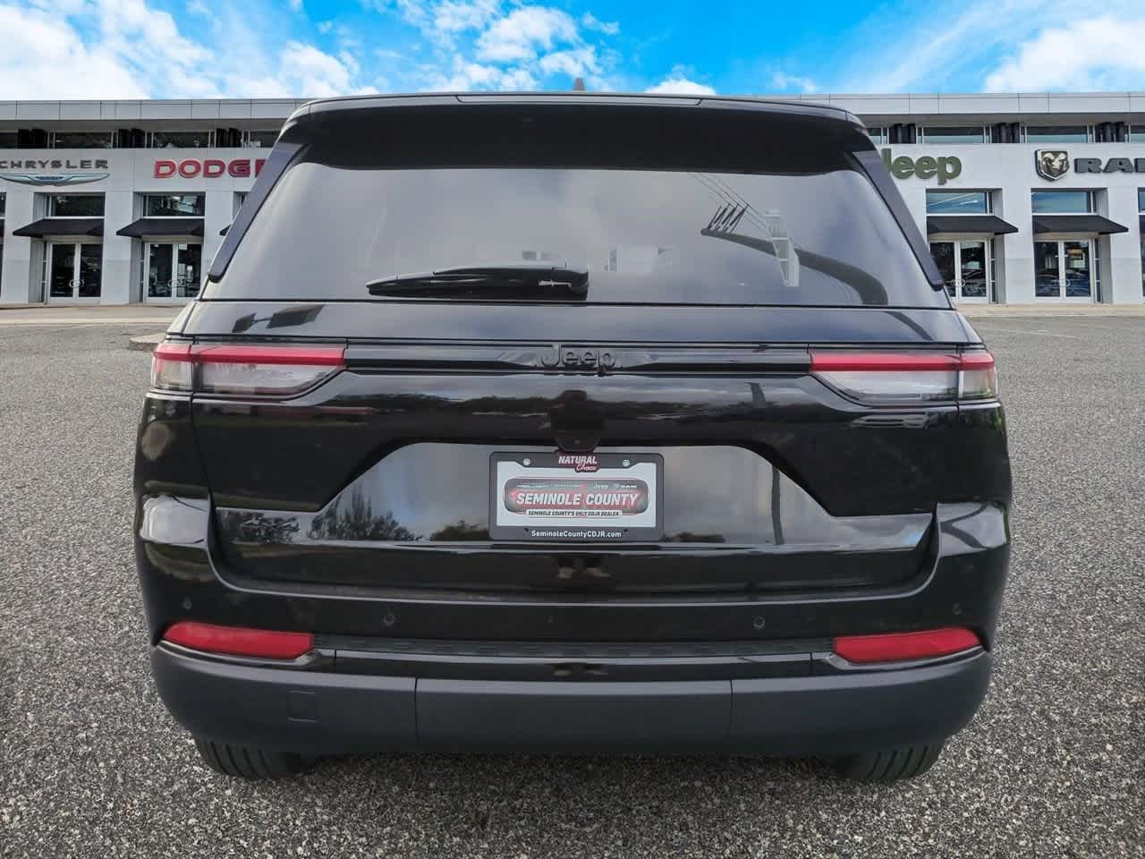 Thumbnail: 2025 Jeep Grand Cherokee - 7