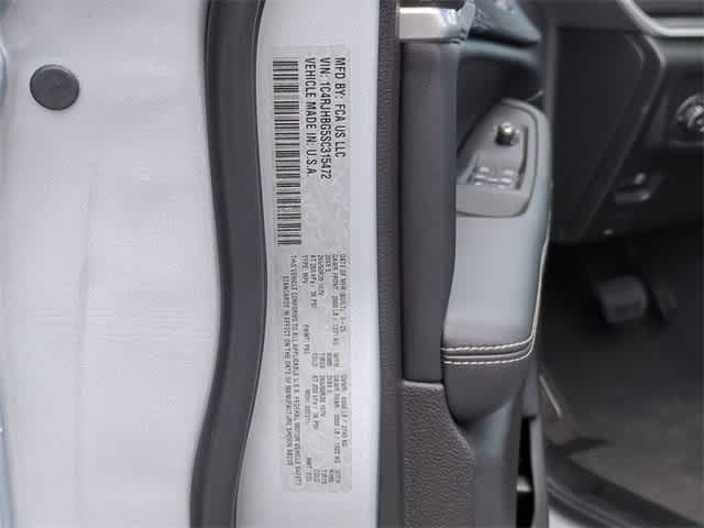 Thumbnail: 2025 Jeep Grand Cherokee - 39