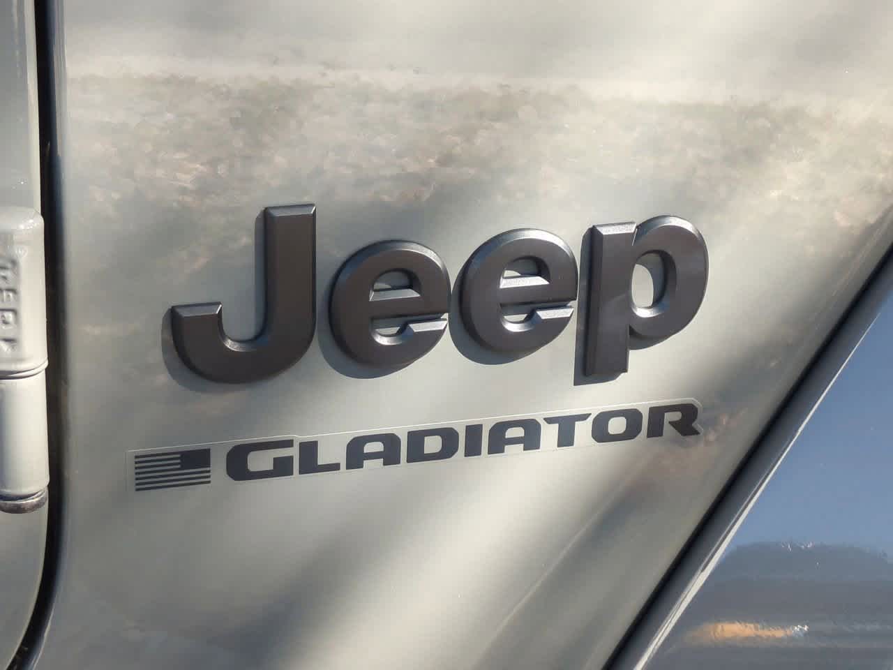 Thumbnail: 2023 Jeep Gladiator - 12