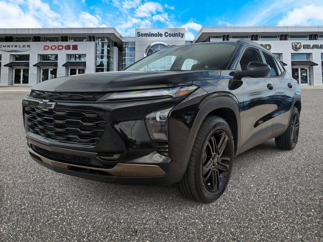 Thumbnail: 2025 Chevrolet Trax - 4