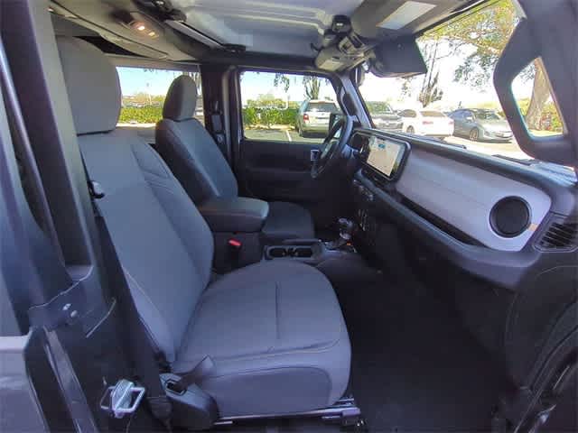 Thumbnail: 2025 Jeep Wrangler - 19