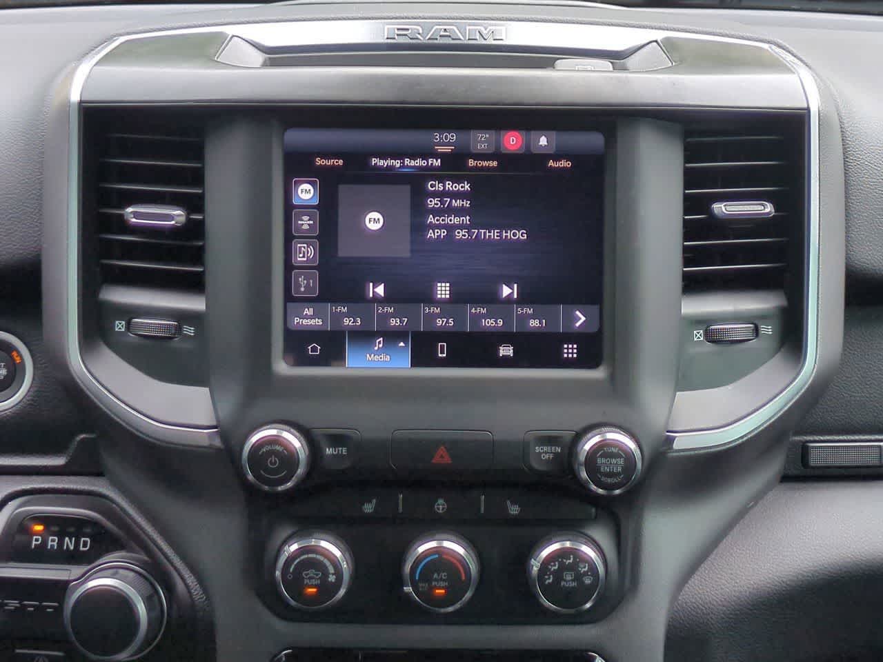 Thumbnail: 2024 RAM 1500 - 28