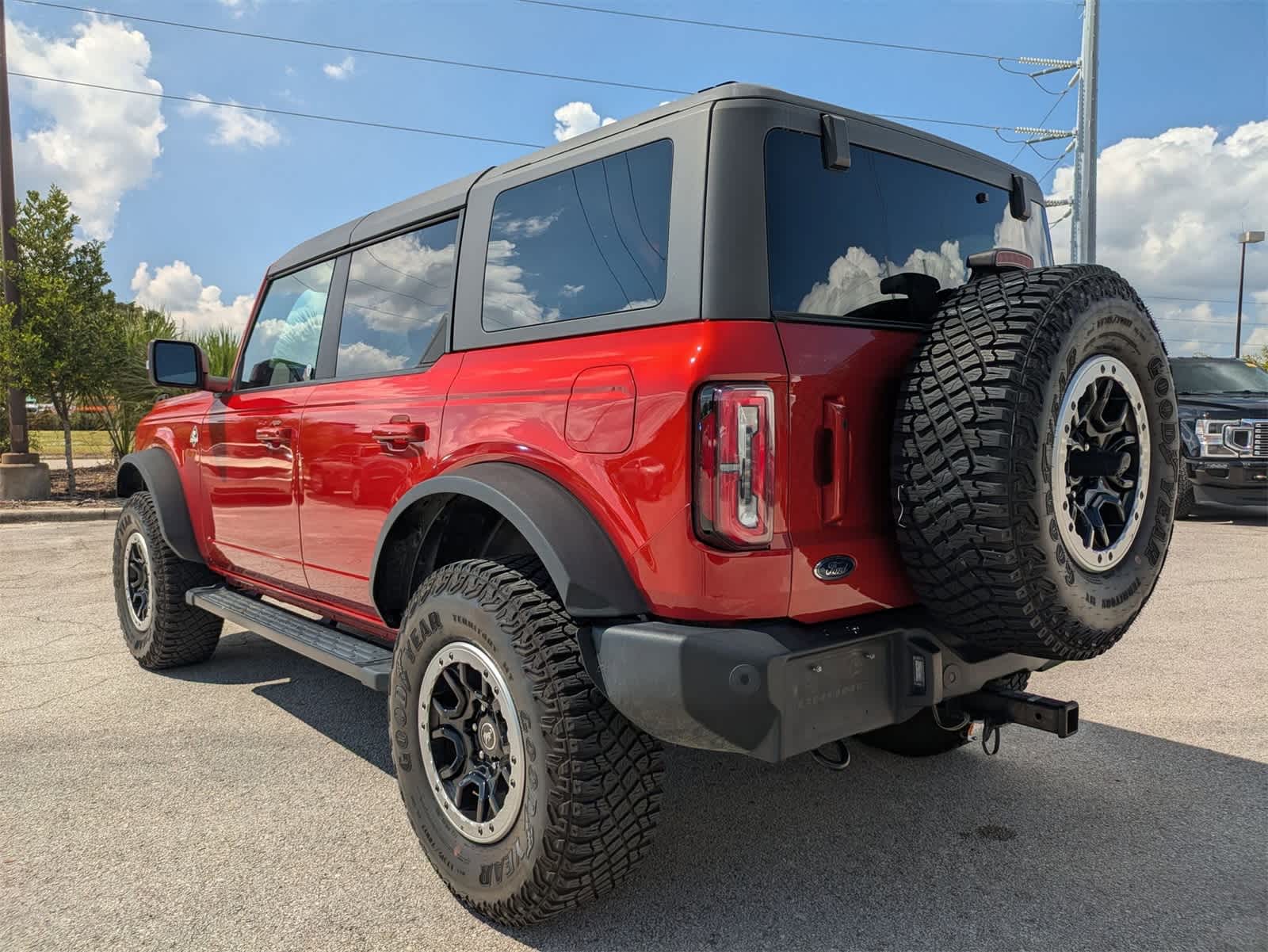 Thumbnail: 2022 Ford Bronco - 6