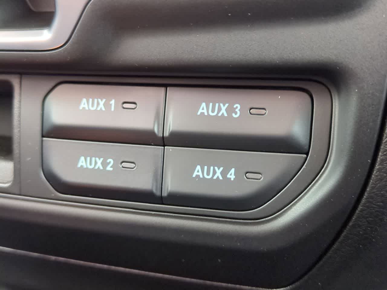 Thumbnail: 2026 Jeep Gladiator - 18