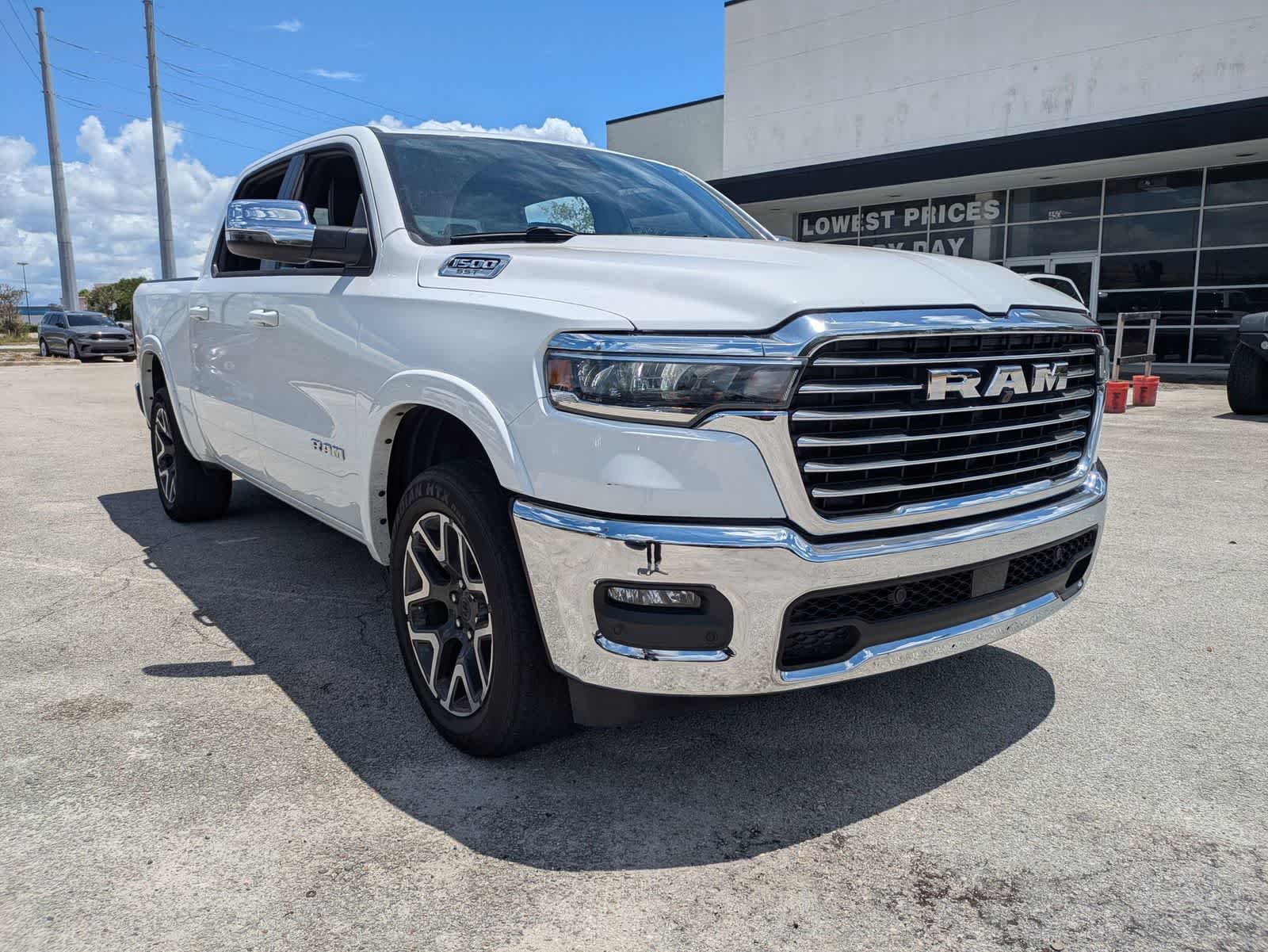 Thumbnail: 2025 RAM 1500 - 3
