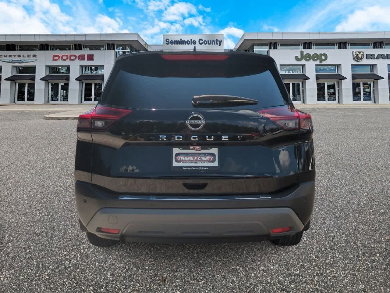 Thumbnail: 2023 Nissan Rogue - 7