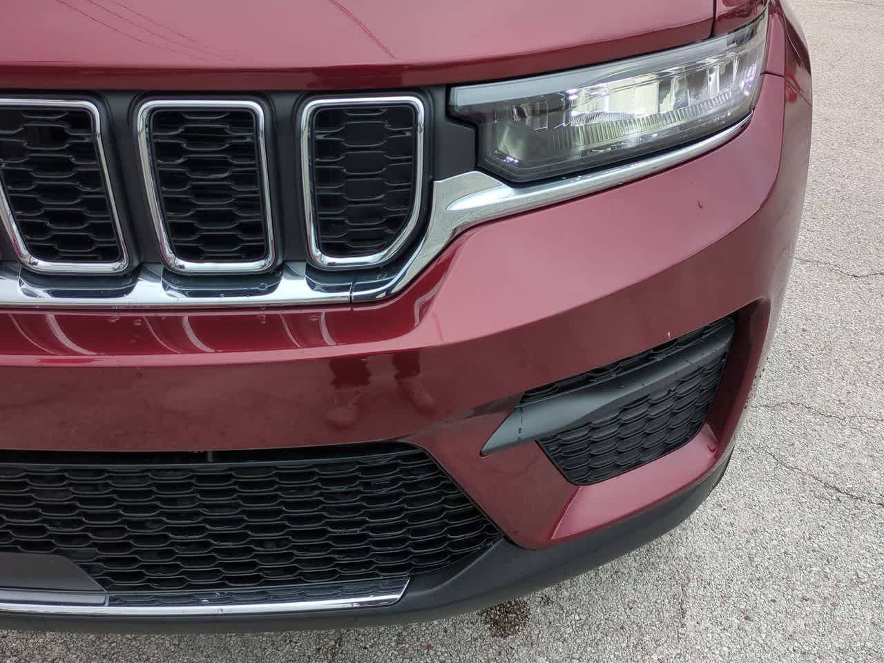 Thumbnail: 2025 Jeep Grand Cherokee - 11