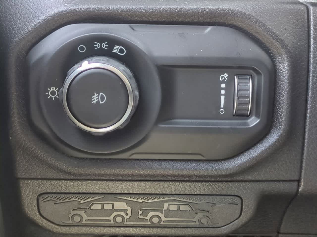 Thumbnail: 2025 Jeep Wrangler - 18