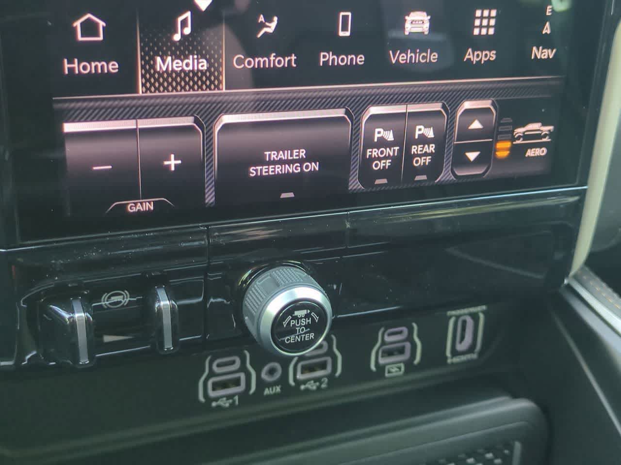 Thumbnail: 2026 RAM 1500 - 17