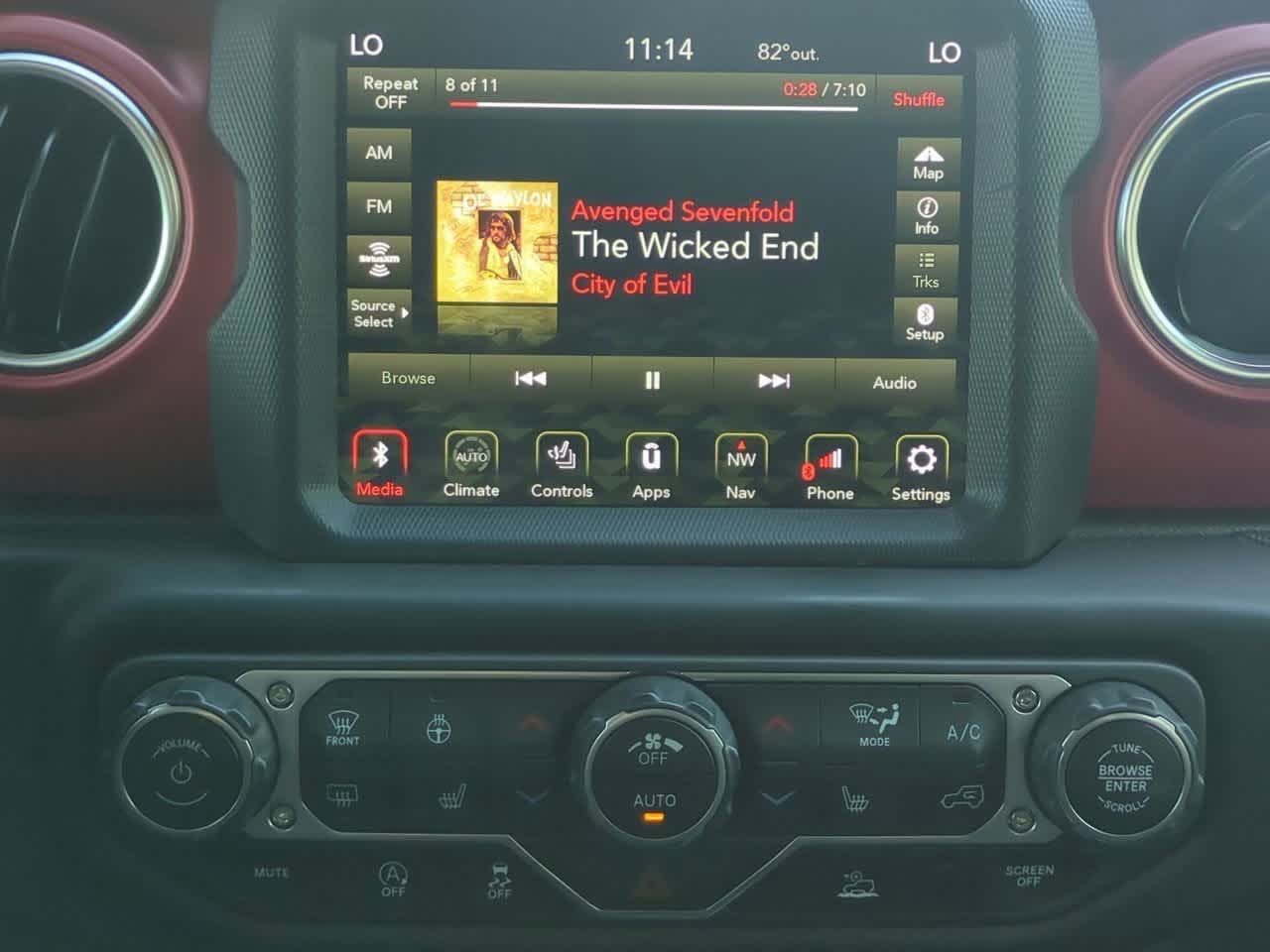 Thumbnail: 2023 Jeep Wrangler - 28